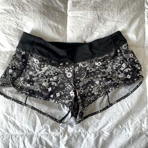 Lululemon Seawheeze shorts